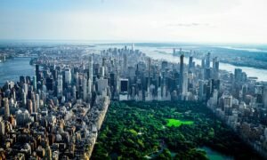 British English vs American English: Understanding the Differences